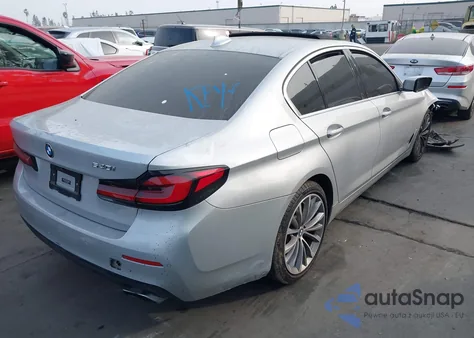 2021 BMW 540I z USA, uszkodzony, nr VIN WBA53BJ05MCF54646